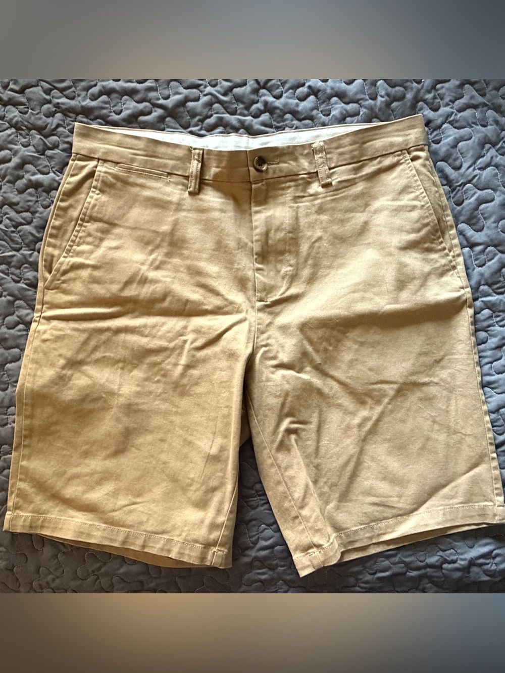 Old Navy Men's Khaki Flat Front Chino Shorts